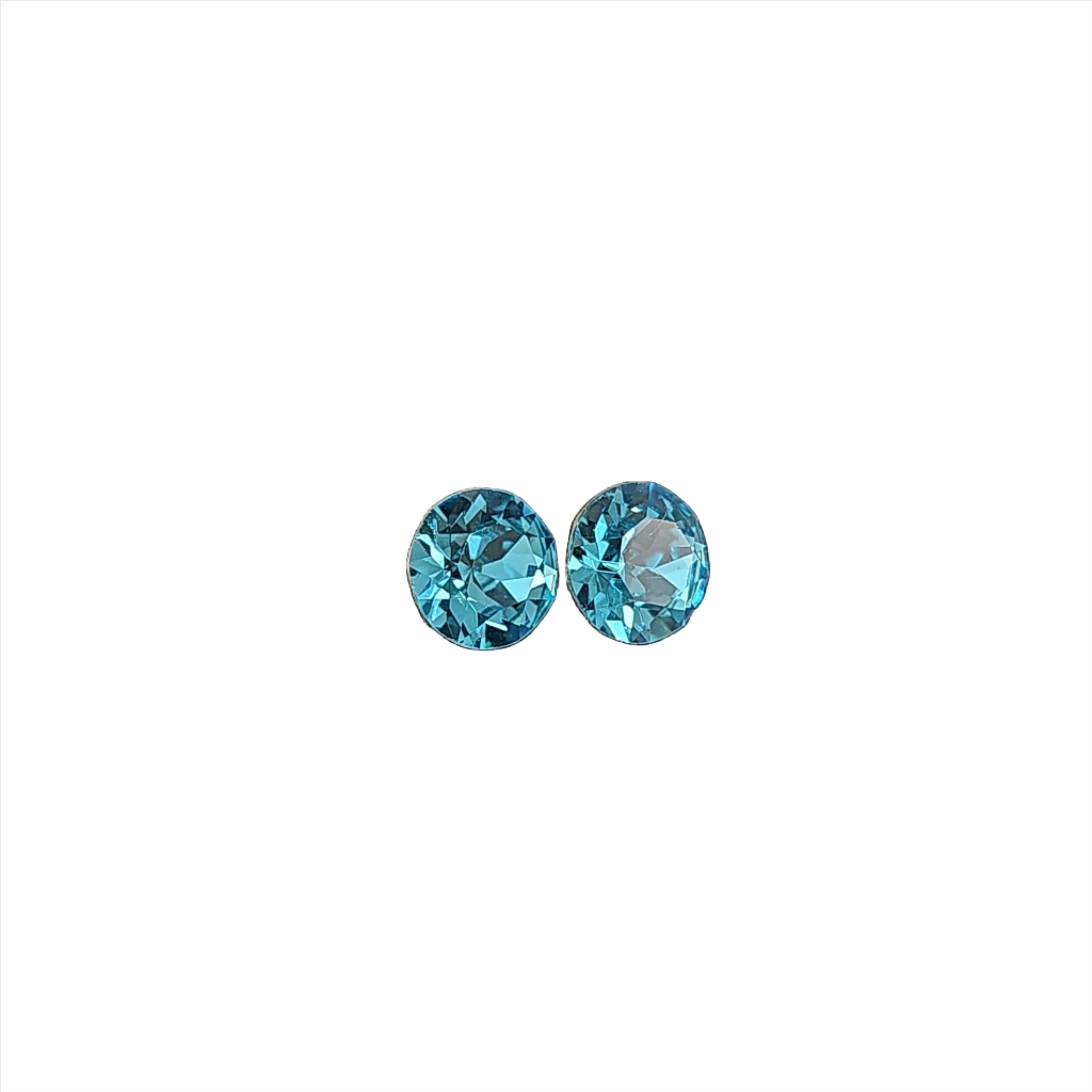 Swarovski Light Turquoise 7.07mm Xirius (1088) 2 pcs - Creata Beauty - Professional Beauty Products