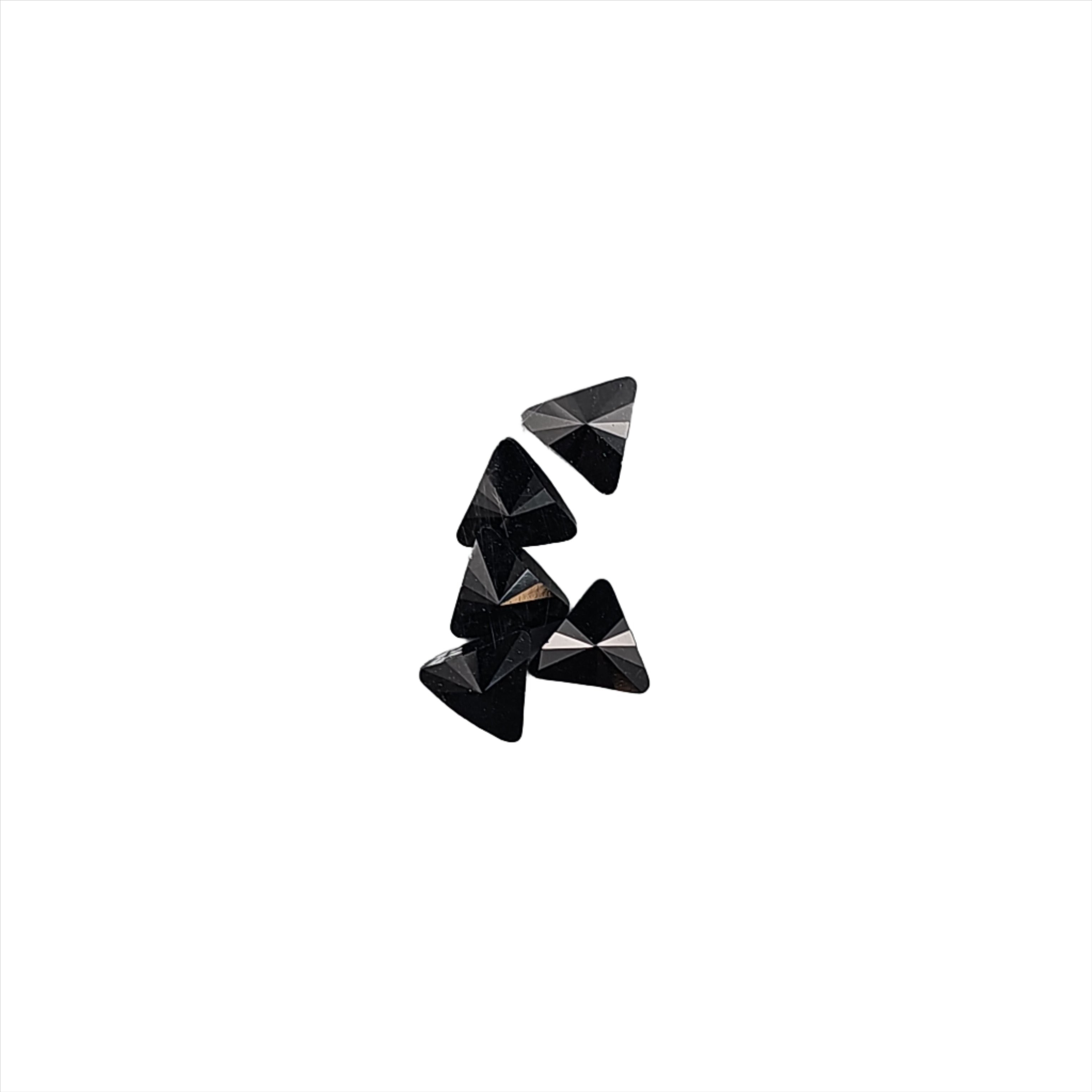 Swarovski Jet 5mm triangle 5 pcs(4704) - Creata Beauty - Professional Beauty Products